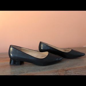 Adrienne Vittadini Black Flats